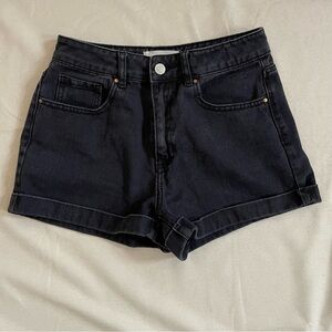 Pacsun Women’s Mom Short size 26